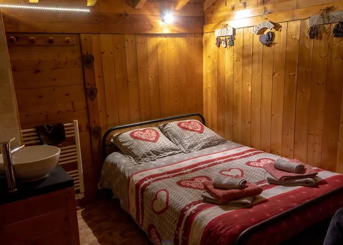 Alpine Rose Chalet *