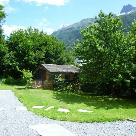 Alpine Rose Chalet *